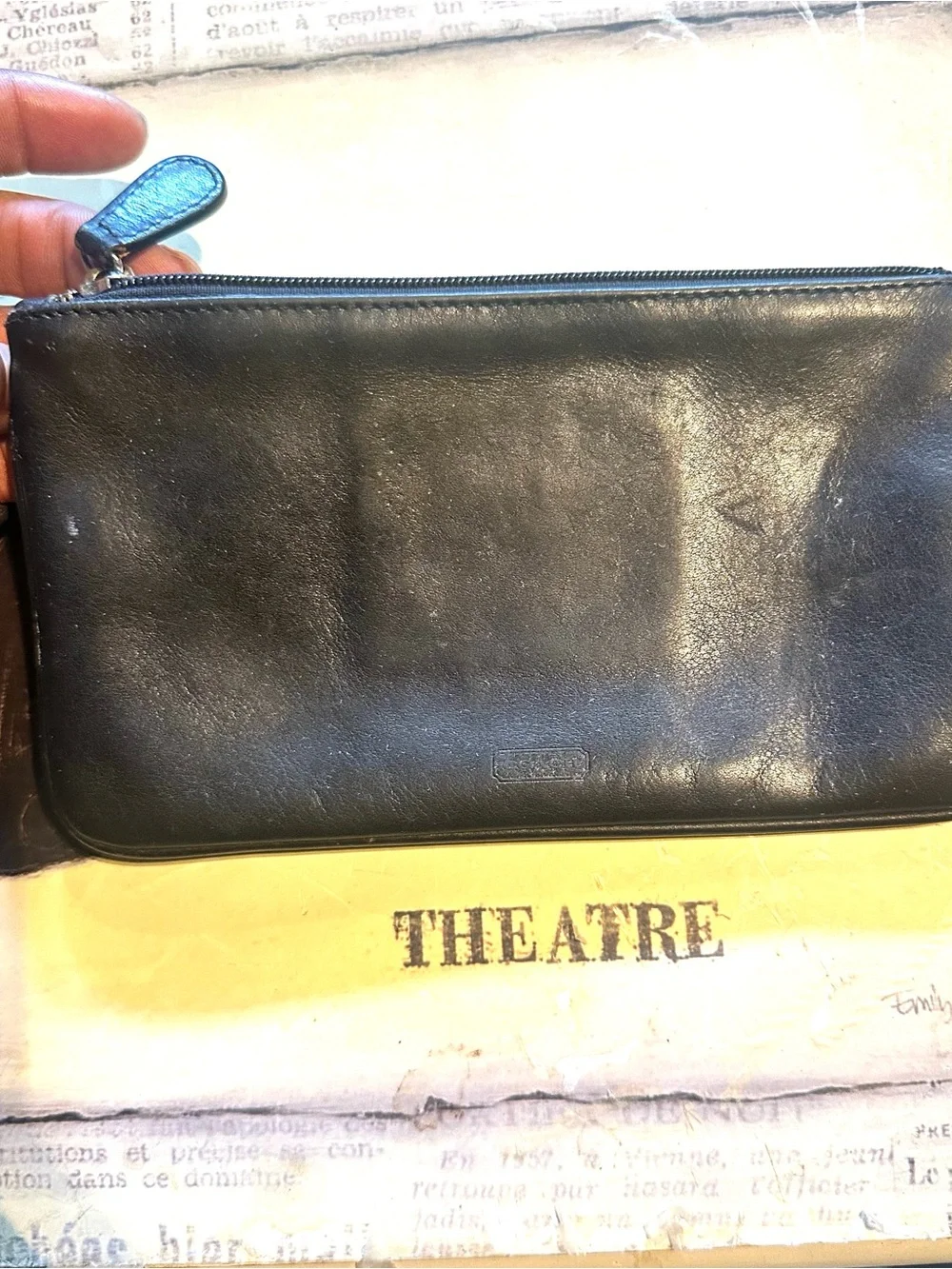 Vintage? Coach Black Leather Zip Pouch Wallet circa 2000